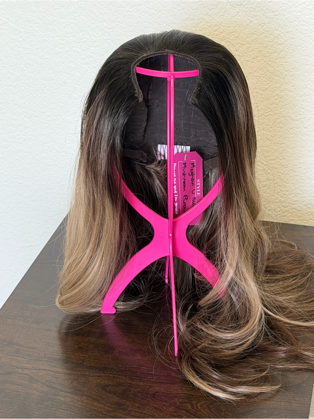 Synthetic Ombre Brown to Blonde Lace Front Wig - Neutral Brown Blend